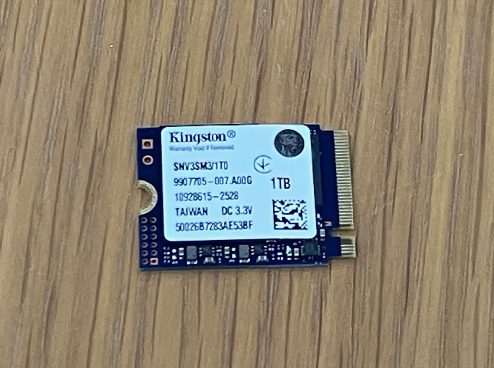 交換用SSD